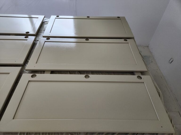 cabinet refinishing services